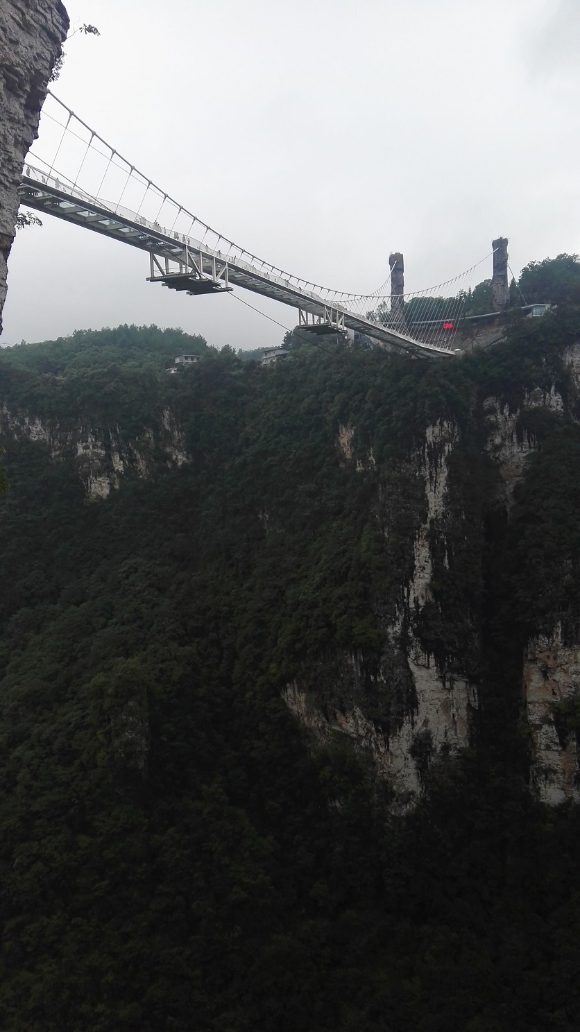 玻璃桥2.jpg